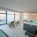 Dew In Infinity Pool & Apartament Năvodari