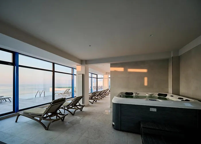 Апартаменты Dew - Infinity Pool & *