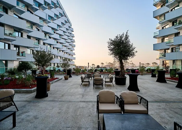 Dew - Infinity Pool & Апартаменты Нэводари