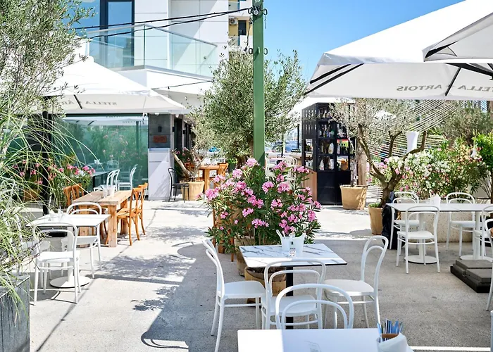 Dew - Infinity Pool &