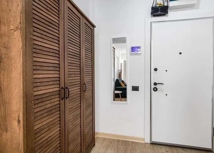 Dew - Infinity Pool & Апартаменты Нэводари