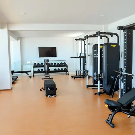 Dew - Infinity Pool & *