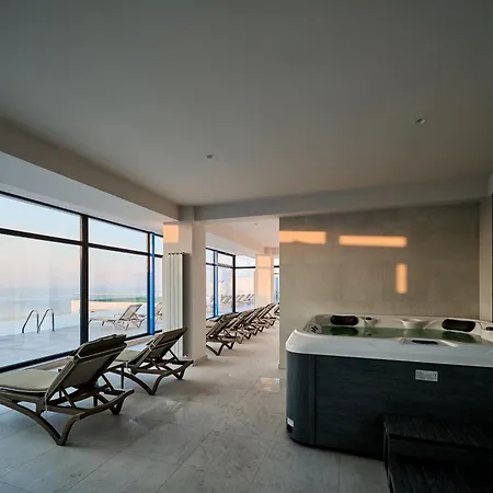 Апартаменты Dew In Infinity Pool & *