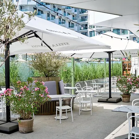 Apartman Dew - Infinity Pool & *