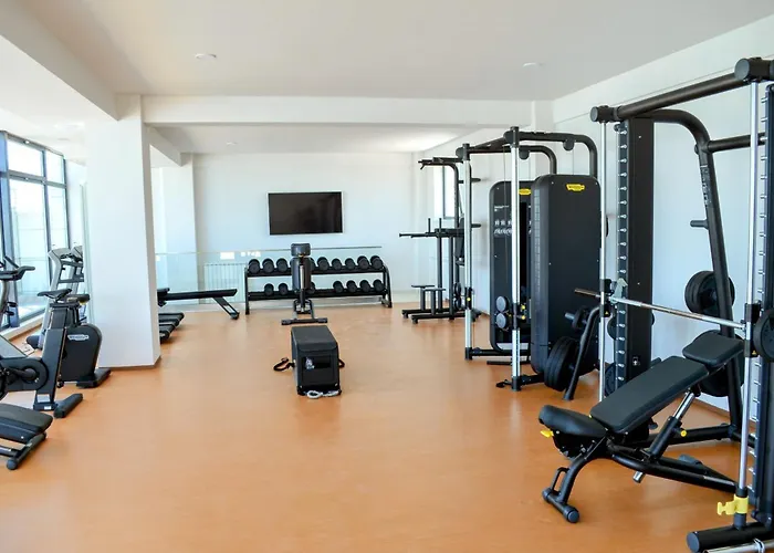 Dew - Infinity Pool & *